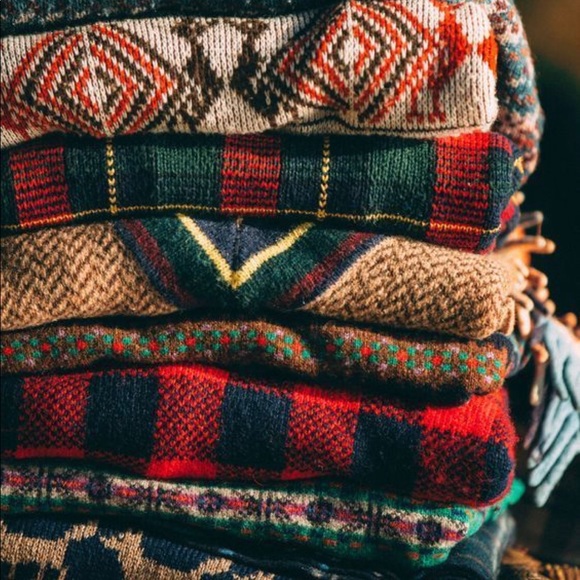 Blazers, Blouses & Tops! Oh my! - Picture 6 of 7